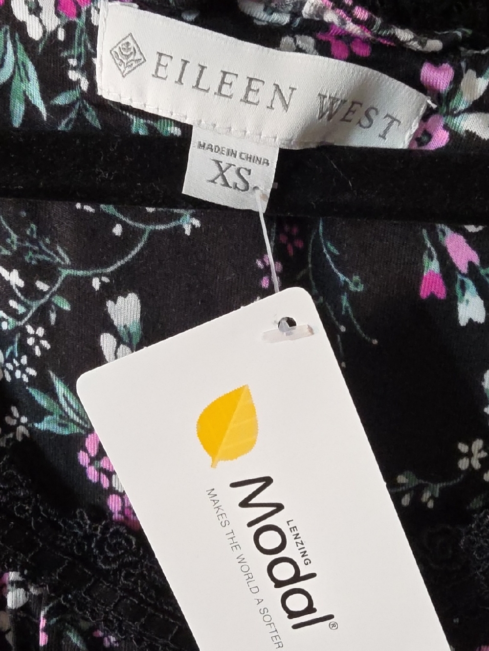 Eileen West Black Model With Lovely Floral Nightgown In Numerous Sizes - Picture 4 of 8
